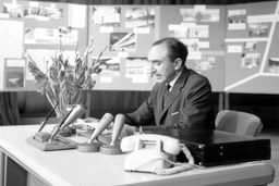 خاطرات علم: به هویدا گفتم فِس‌فس کردن شما کارها را مشکل می‌کند