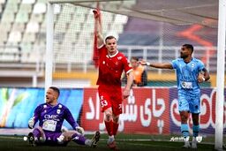 واکنش بازیکن خارجی پرسپولیس به فسخ قرارداد