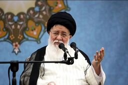 علم‌الهدی: وصیت‌نامه رهبر انقلاب نزد پسرانشان است | حاج‌آقامجتبی از طریق ارتباطات کتبی مدیریت می‌کند