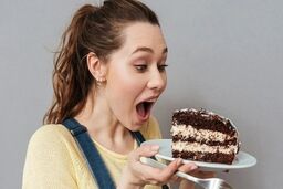 چرا مغز از شیرینی دل نمی‌کند؟
