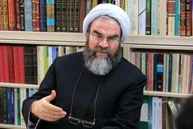 انتقاد استاد حوزه از صداوسیما: «ملی» نیستید، «میلی» و در انحصار جبهه پایداری هستید