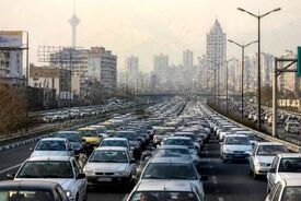 ترافیک سنگین در محورهای ورودی تهران | مه‌گرفتگی در جاده‌های شمالی